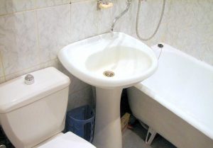 Установка раковины тюльпан в ванной в Шебекино